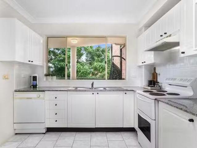 Nice 6/9 15 Mansfield Avenue, Caringbah, NSW 2229