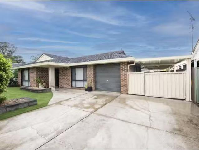Charming 6 Wintercorn Row, Werrington Downs House for rent Li.
