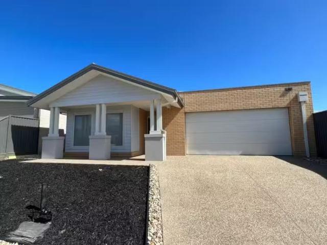 Charming 6 Bluebill Street, St Leonards VIC 3223 House For L.