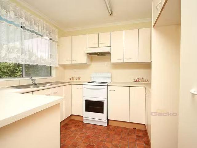 Charming 6 Fischle Street, Chermside QLD 4032