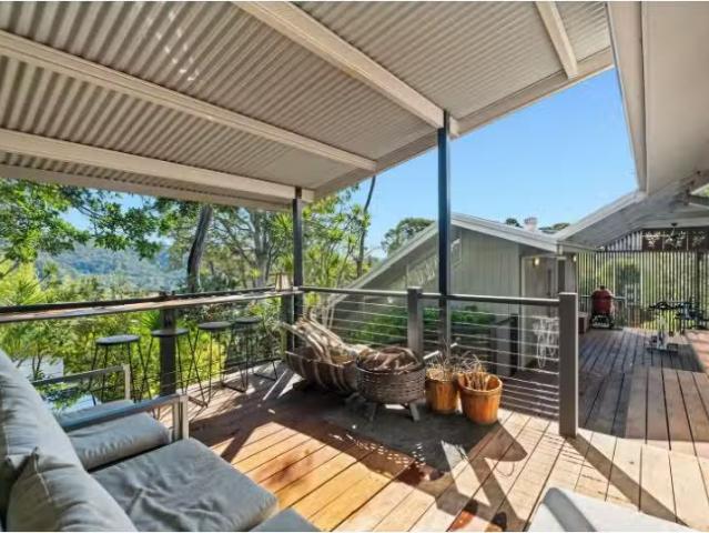 Charming 6 Onthonna Terrace, Umina Beach House for rent Liste.