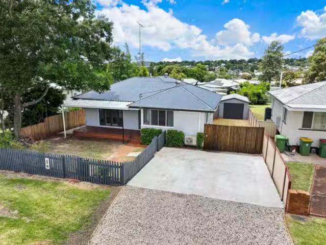 Deal! 6 Short Street, South Toowoomba, QLD 4350