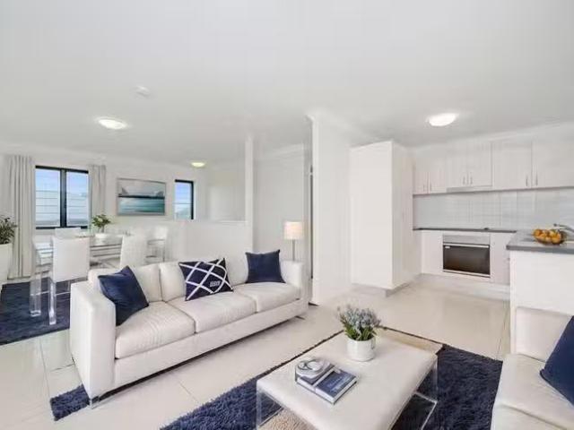For Rent! 6A Mcintosh Street, Hermit Park, QLD 4812