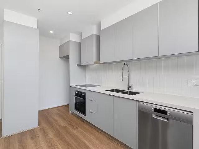 Rental! 704/2 Gribble Street, Gungahlin, ACT 2912