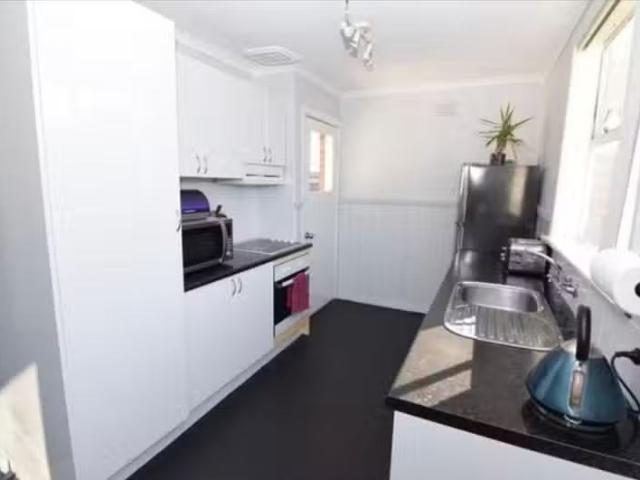 Charming 70 Collins Street, BROOKLYN, TAS 7320 House for Rent