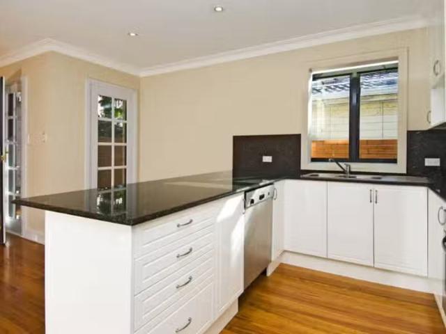 Unique 70 Wells Street, Annandale House for rent Listed by Ce.