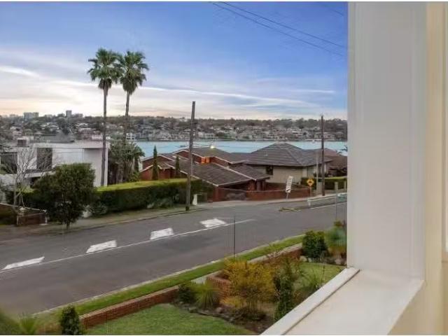 Rental! 70 THE PROMENADE, SANS SOUCI House for rent Listed by.