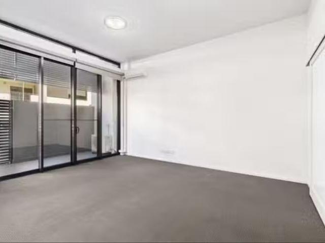 For Rent! 7/10 Linkage Avenue, birdburn Central, WA 6164