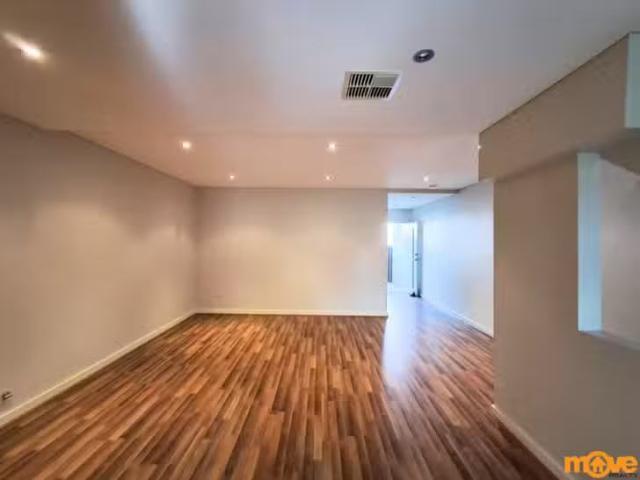 Cozy 7/10 12 Water Street, Wentworthville, NSW 2145