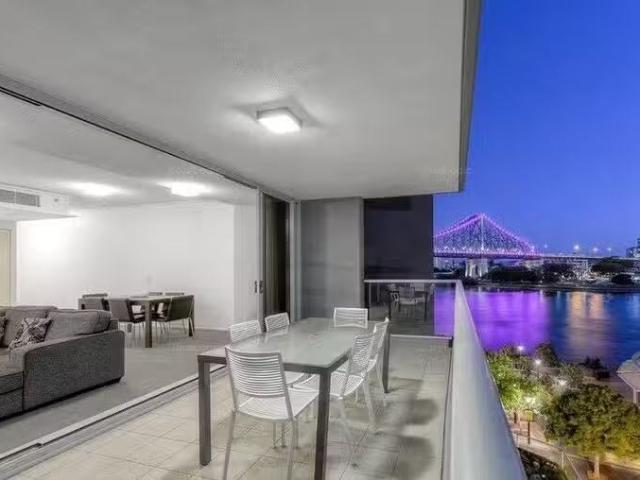 Unique 71/30 Macrossan Street, Brisbane City, QLD 4000