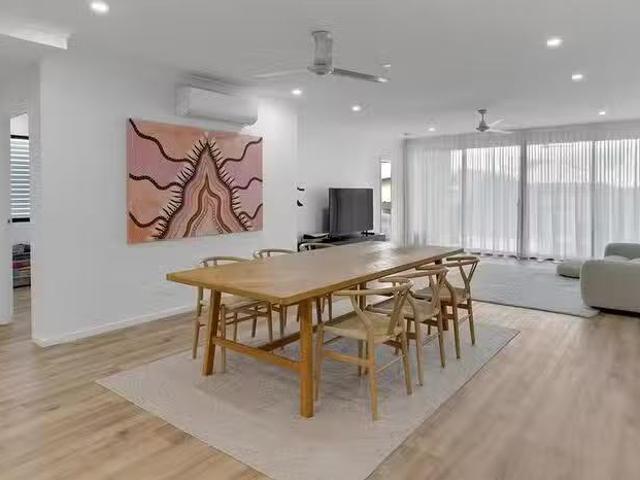 Deal! 7/29 Mcleod Street, Cairns City, QLD 4870