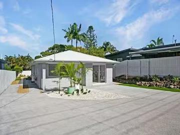 Nice 72 Musgrave Avenue, Southport, QLD 4215