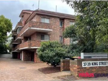 Cheap 7/37 King Street, Penrith Apartment for rent Listed by.