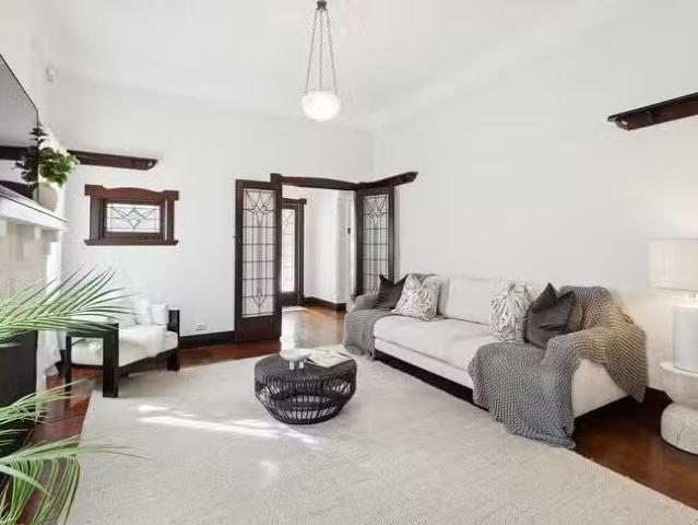 Nice 73 Holland Street, Wembley, WA 6014
