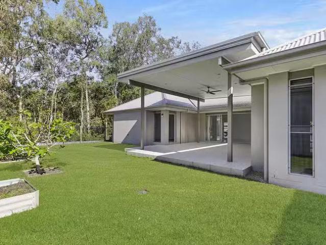 Just in! 74 Watervale Parade, Wakerley, QLD 4154