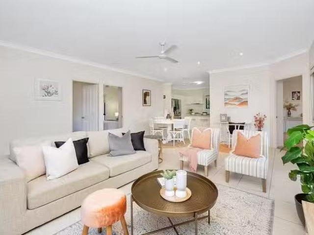 Deal! 74B Twelfth Avenue, Railway Estate, QLD 4810