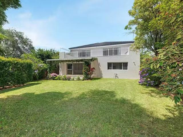 Rental! 75 Baringa Road, Northbridge House for rent Listed by.