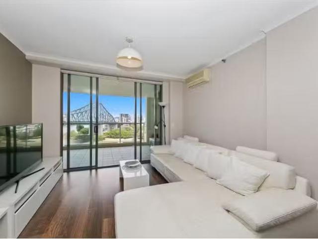 Charming 77/82 Boundary Street, BRISBANE CITY Apartment for re.