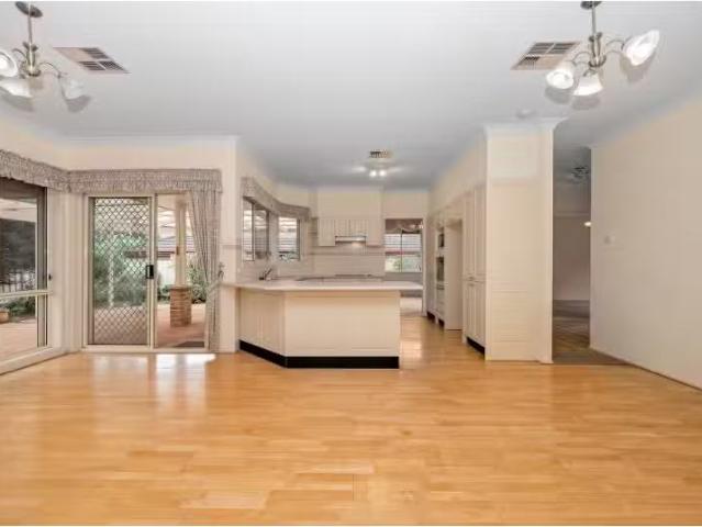 Deal! 77 Burton Road, Eleebana House for rent Listed by Natas.