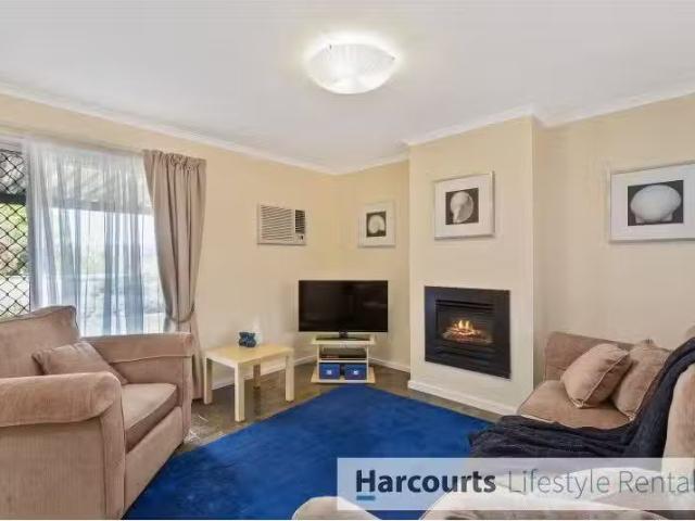Cozy 78 Lemon Road, TROTT PARK House for rent Listed by Susan.