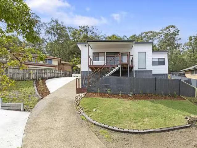 Charming 78A Paddington Drive, Carrara, QLD 4211