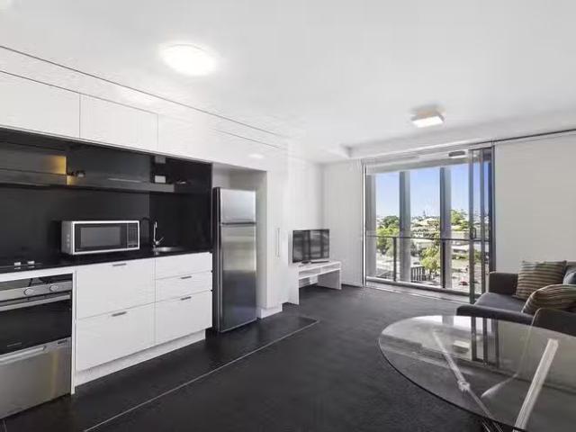 Deal! 807/8 Jeays Street, Bowen Hills, QLD 4006