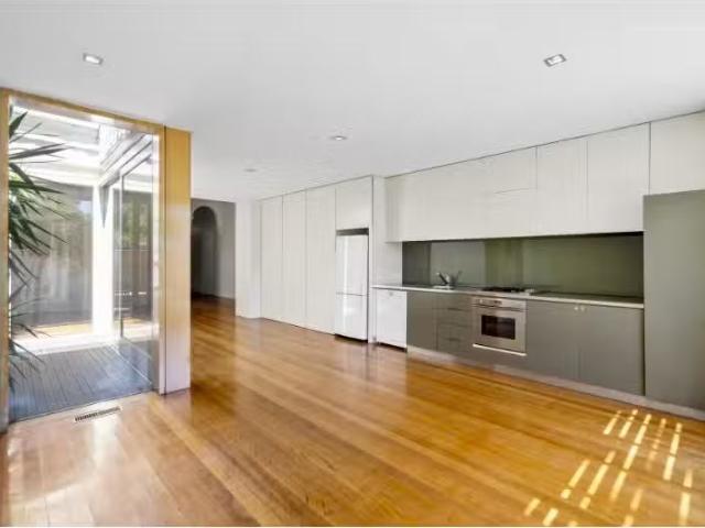 Cheap 80 Albert Street, East Melbourne House for rent Listed.