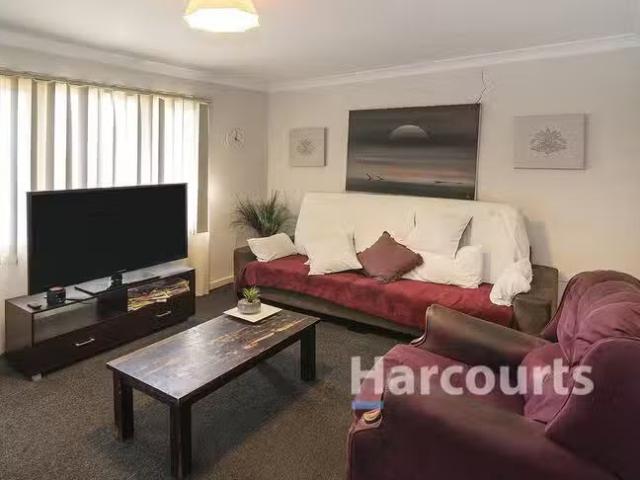 Deal! 80 Hester Street, Geographe, WA 6280
