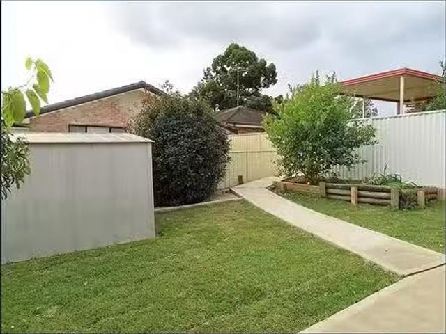 Cheap 80A Queen Street, Narellan, NSW 2567