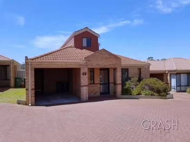 Just in! 8/18 The Crescent, Redcliffe, WA 6104