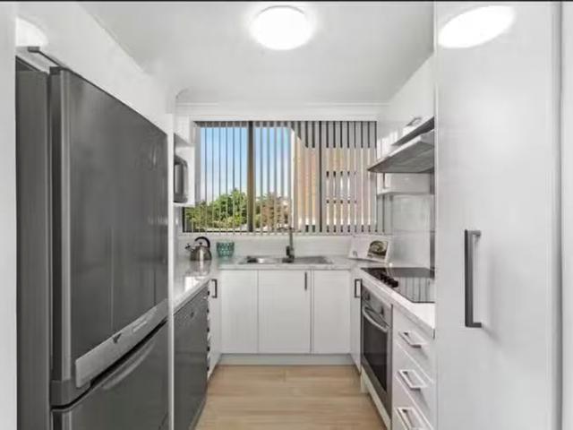 Charming 8/19 21 Church Street, Wollongong, NSW 2500