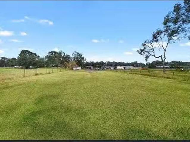 For Rent! 812 Richmond Road, Berkshire Park, NSW 2765