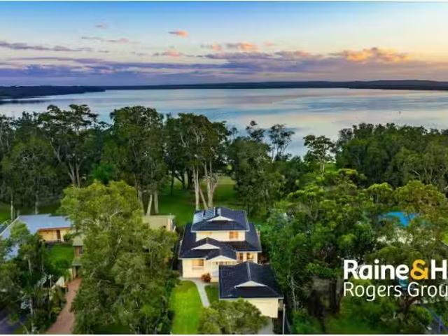 Unique 81 Natuna Avenue, BUDGEWOI House for rent Listed by Ja.