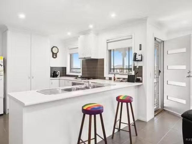 New 81 Tait Street, Sebastopol, VIC 3356