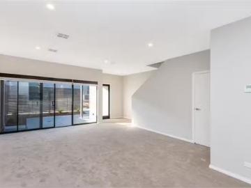 Charming 83/45 Negus Crescent, WATSON Townhouse for rent List.
