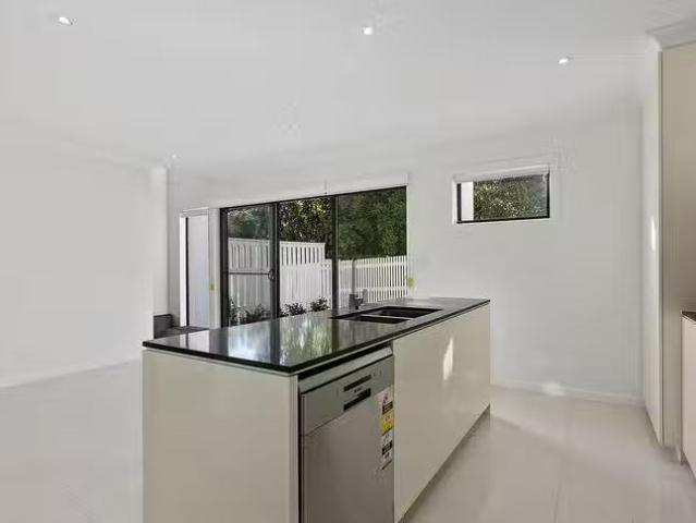 Cheap 84 Pavilion Drive, Peregian Springs, QLD 4573
