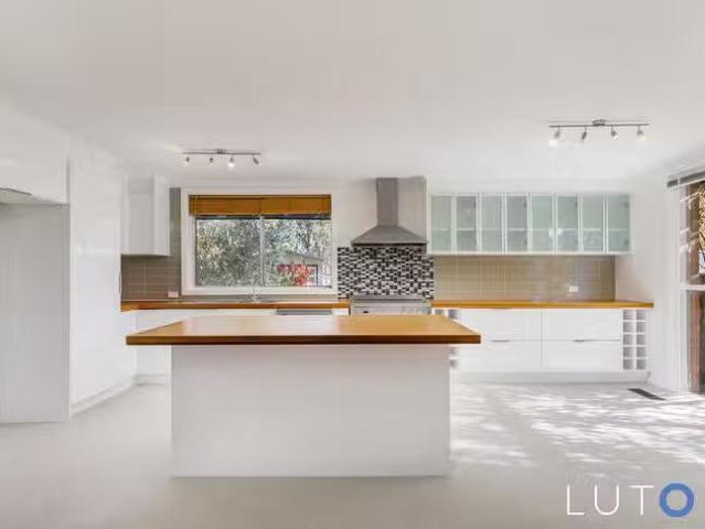 New 84 Phillip Avenue, Downer, ACT 2602