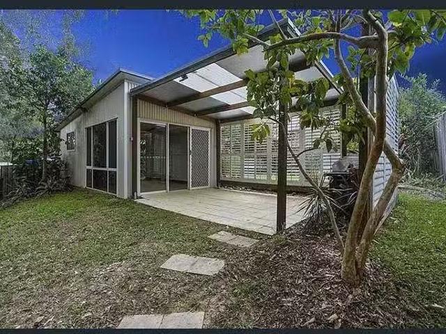 Cozy 84A/1 River Meadows Drive, Upper Coomera, QLD 4209