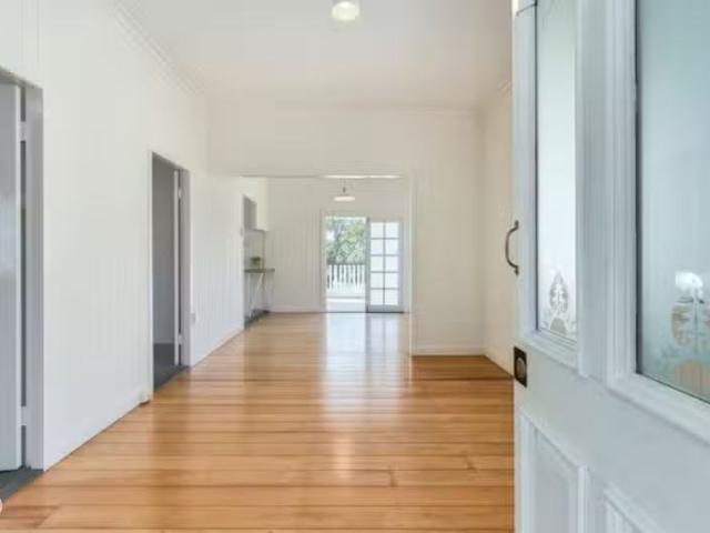 Charming 85 Lanham Avenue, Grange QLD 4051