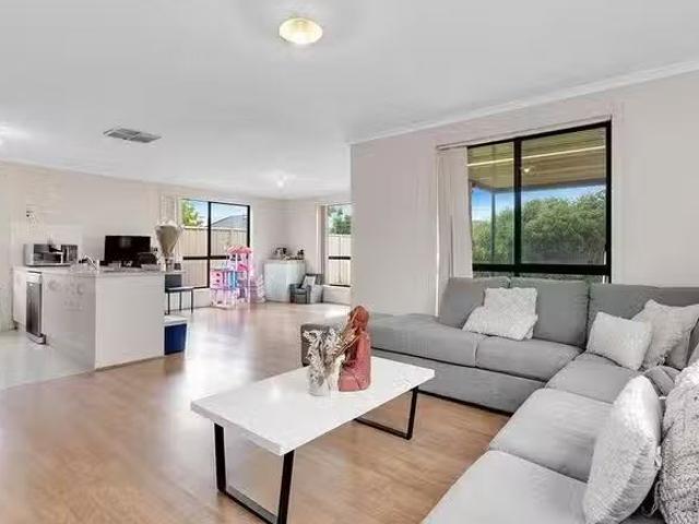 Unique 86 Gerald Boulevard, Davoren Park, SA 5113