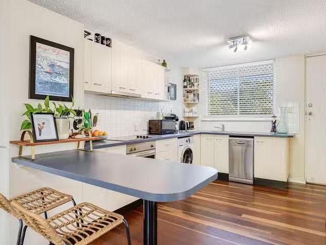 Nice 8/7 Coolangatta Road, Coolangatta, QLD 4225