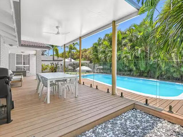 Cheap 87 Cypress Drive, Broadbeach Waters, QLD 4218