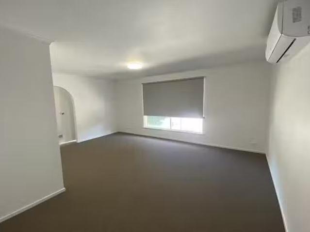 For Rent! 87 Barramundi Drive, Hallett Cove, SA 5158