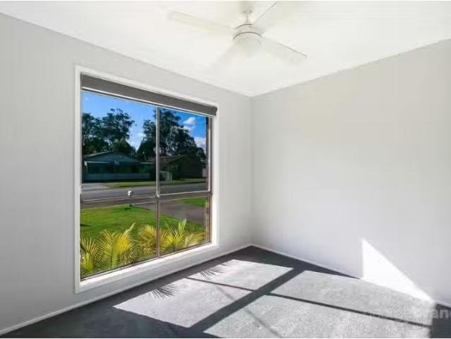 Just in! 88 Platypus Road, Berkeley Vale House for rent Liste.