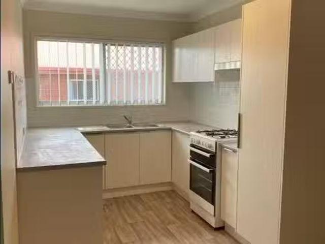 For Rent! 8/9 Croydon Road, Logan Central, QLD 4114