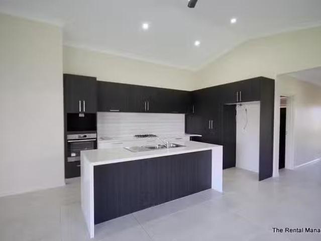For Rent! 89 Springbrook Parade, Idalia, QLD 4811