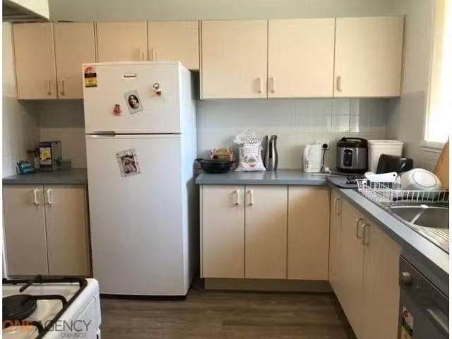 Nice 8 Wade Place, Orange Townhouse for rent Listed by Simone.