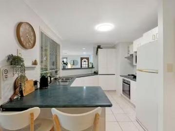 Just in! 8 Gloucester Court, Highland Park, QLD 4211