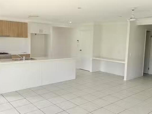 Nice 8 Murray Road, Urraween, QLD 4655