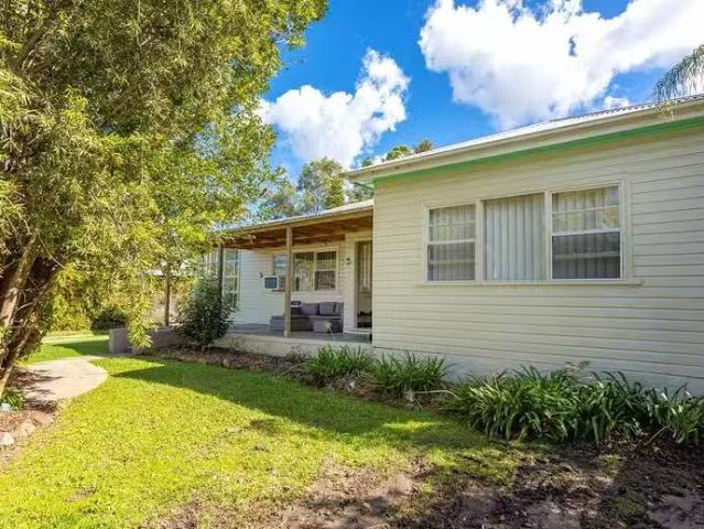 Charming 8 Nelson Street, Taree, NSW 2430